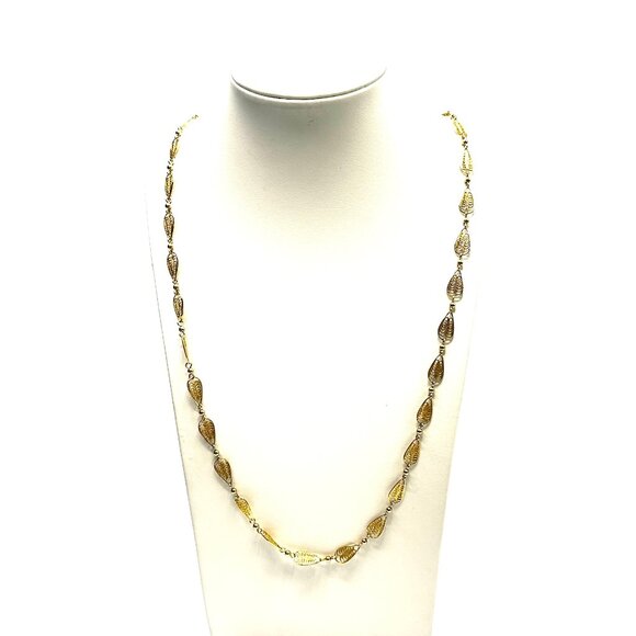 VINTAGE NECKLACE STACK: Liz Claiborne, Monet & Trifari Gold Chain Trio - Picture 13 of 15